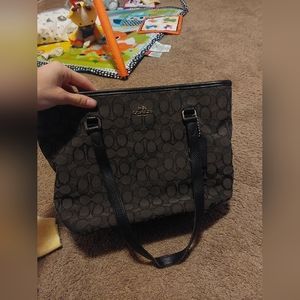 BNWOT coach purse!